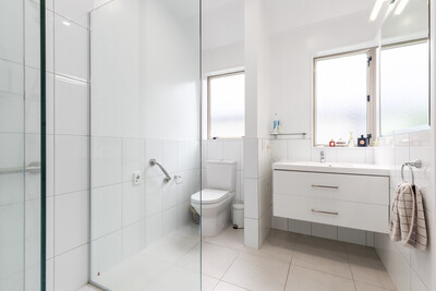 Three-bedroom townhouse